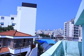 A Ji Hostel