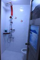 A Ji Hostel