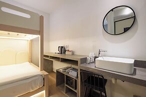 Rest Chinatown Hotel
