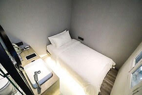 Rest Chinatown Hotel