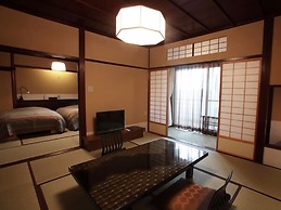 Motoyu Ishiya