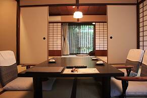 Motoyu Ishiya