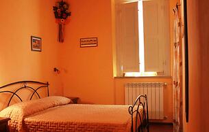 Bed & Breakfast Lucca Fora