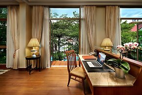 Treetops Executive Residences