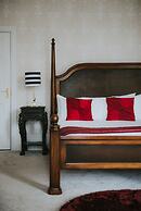 Healing Manor Hotel