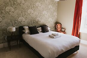 Healing Manor Hotel