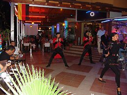 Kleopatra İkiz Otel
