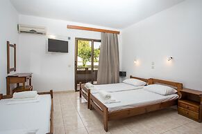 Nikos BnB