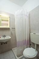 Nikos BnB