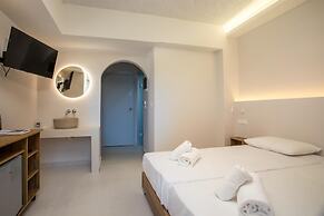 Nikos BnB