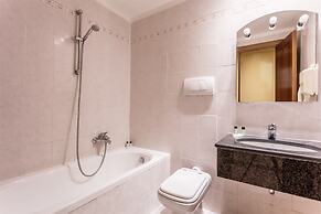 Raeli Hotel Noto