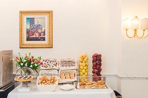 Raeli Hotel Noto