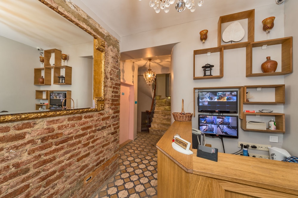 Cirrus Suites