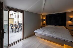 Cirrus Suites