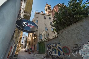 Cirrus Suites