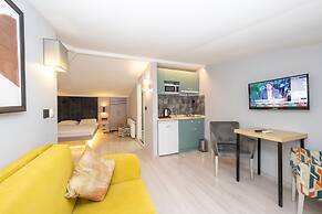 Cirrus Suites