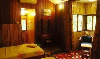 Bilit Adventure Lodge