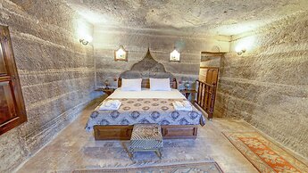 Chelebi Cave House
