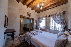 Chelebi Cave House