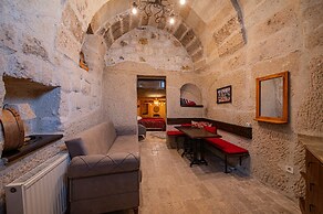 Chelebi Cave House