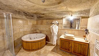 Chelebi Cave House