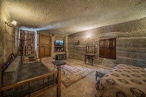 Chelebi Cave House