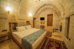 Chelebi Cave House