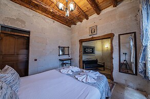 Chelebi Cave House