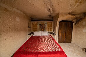 Chelebi Cave House