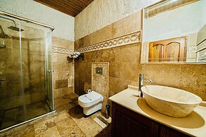 Chelebi Cave House