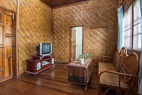 Amandra Villa
