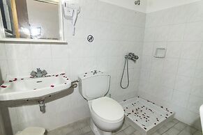 Tivoli Hotel