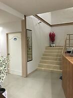 B Place Guesthouse