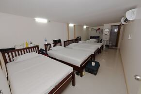 B Place Guesthouse