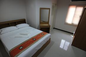 B Place Guesthouse