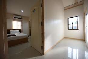 B Place Guesthouse