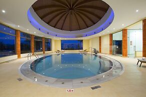 Porto Galini Seaside Resort & Spa
