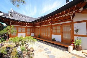 Happiness Full Guesthouse
