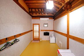 Happiness Full Guesthouse
