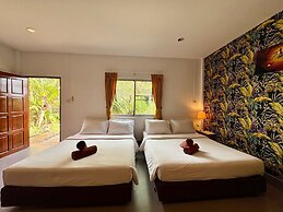 Canal Resort