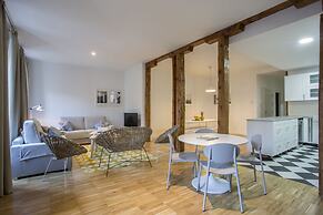 Slow Suites Luchana