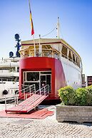 Botel Marina - Hostel