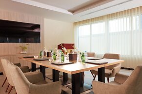 Treppan Hotel & Suites by Fakhruddin