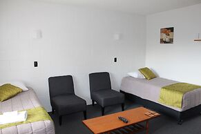 Elmore Lodge Motel