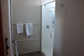 Elmore Lodge Motel