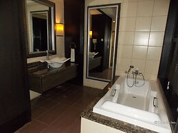 Planta Centro Bacolod Hotel & Residences