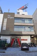 Hotel Taj Heights