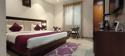 Hotel Taj Heights