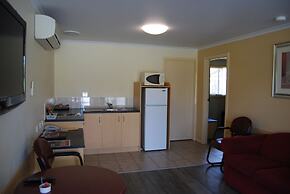 Sportsmans Motor Inn