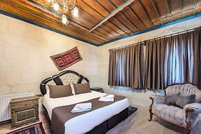 Kayatas Cave Suites